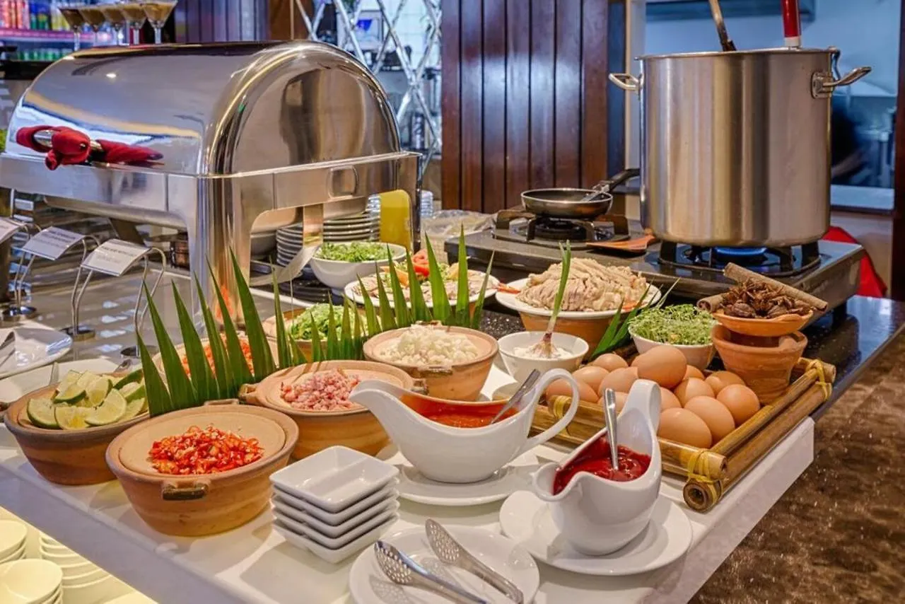 Merry Land Hotel Da Nang