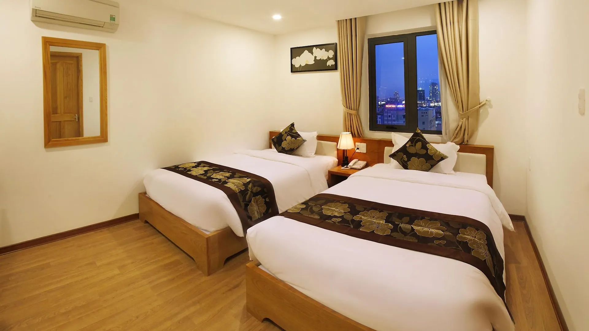 Merry Land Hotel Da Nang