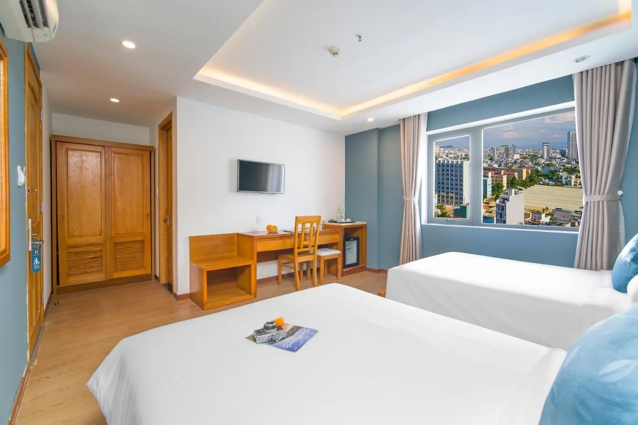 Merry Land Hotel Da Nang 4*,  Vietnam