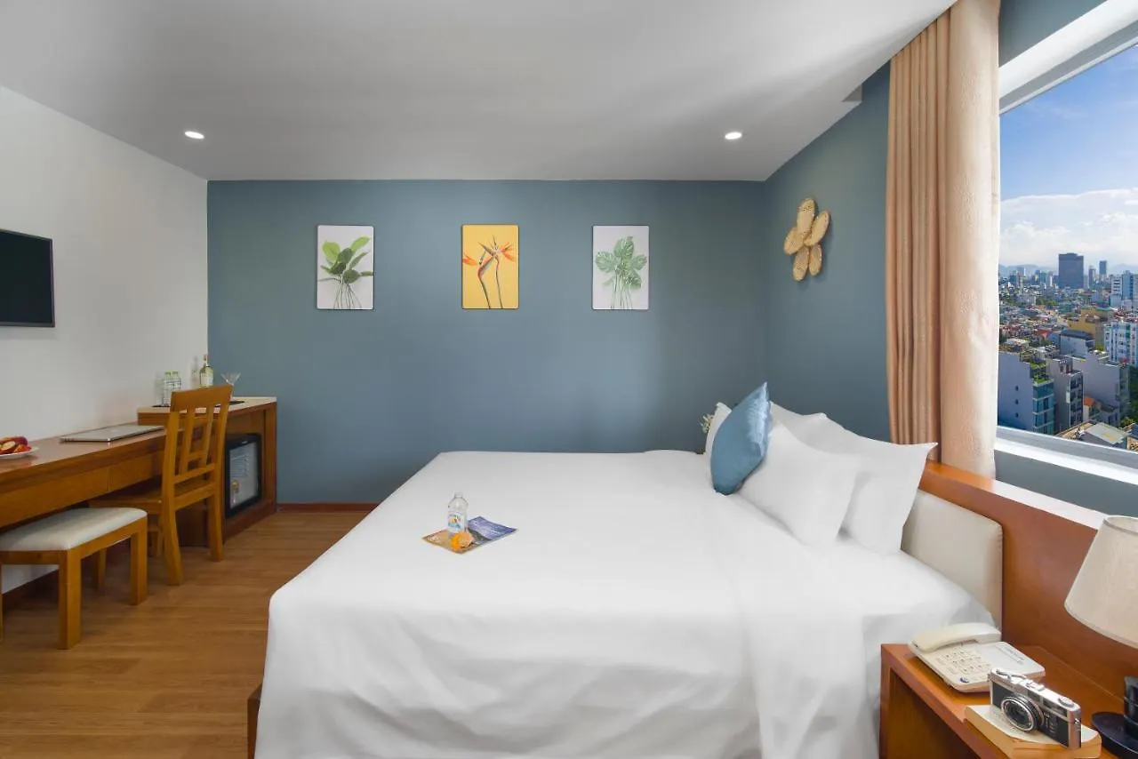 Merry Land Hotel Da Nang