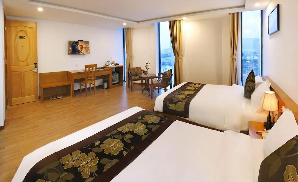 Merry Land Hotel Da Nang